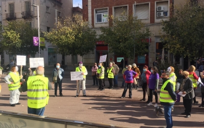 La concentració d'aquest migdia a la sortida dels FGC | Ràdio Sabadell 